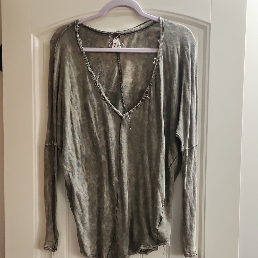 Gray Distressed V-Neck Women Top